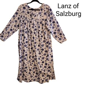 Lanz Of Sanzburg Flannel Long Gown Fleece  Snow Flake Print Size Large